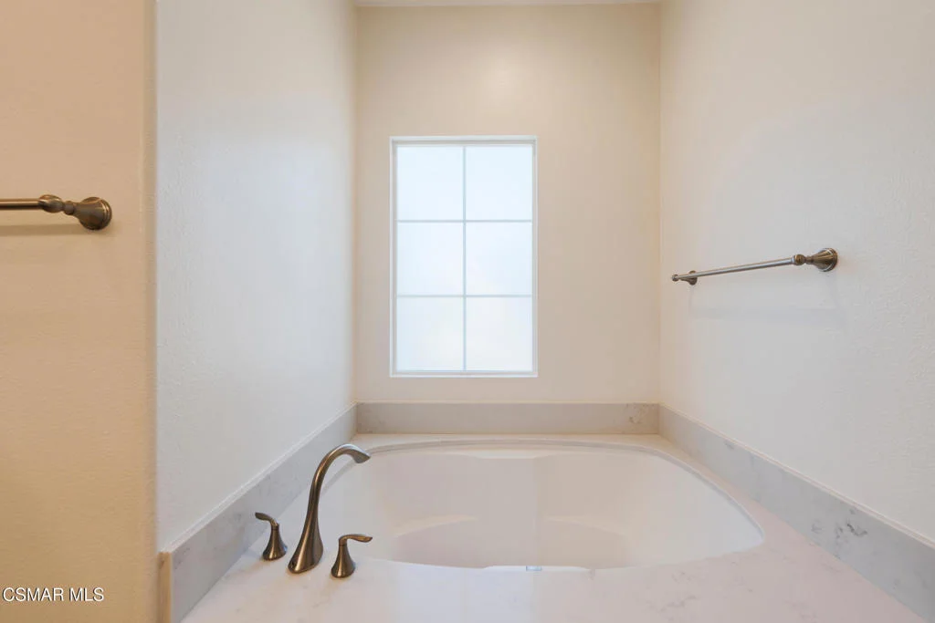 Photo of Unit B at 4117 Orontes Way