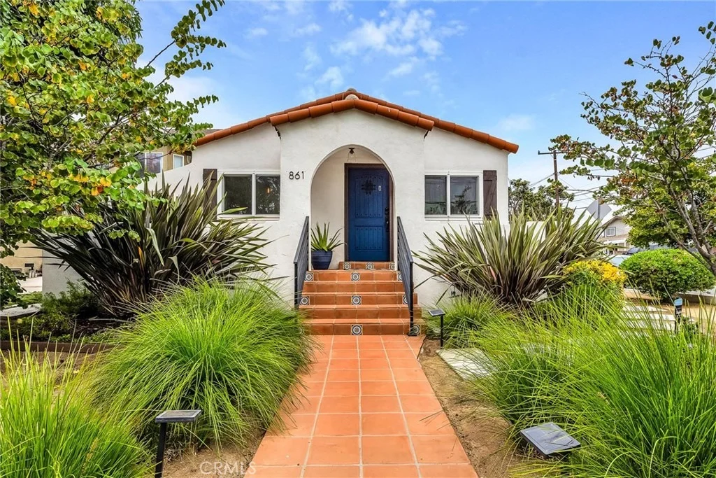 Photo of 861 Sheldon Street