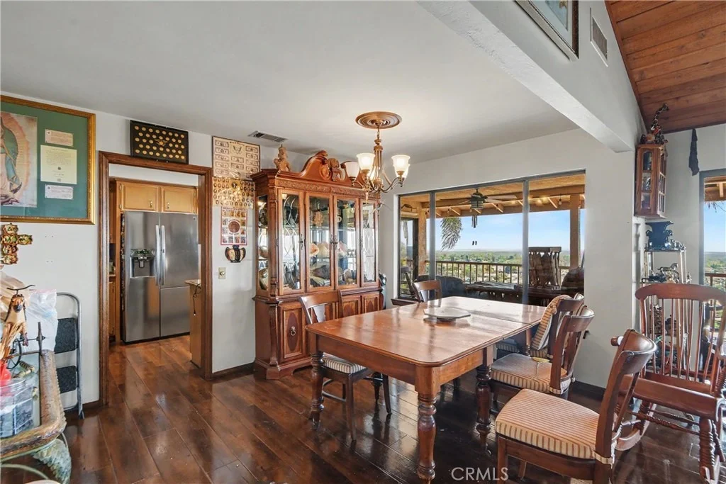 Photo of 2421 Willow