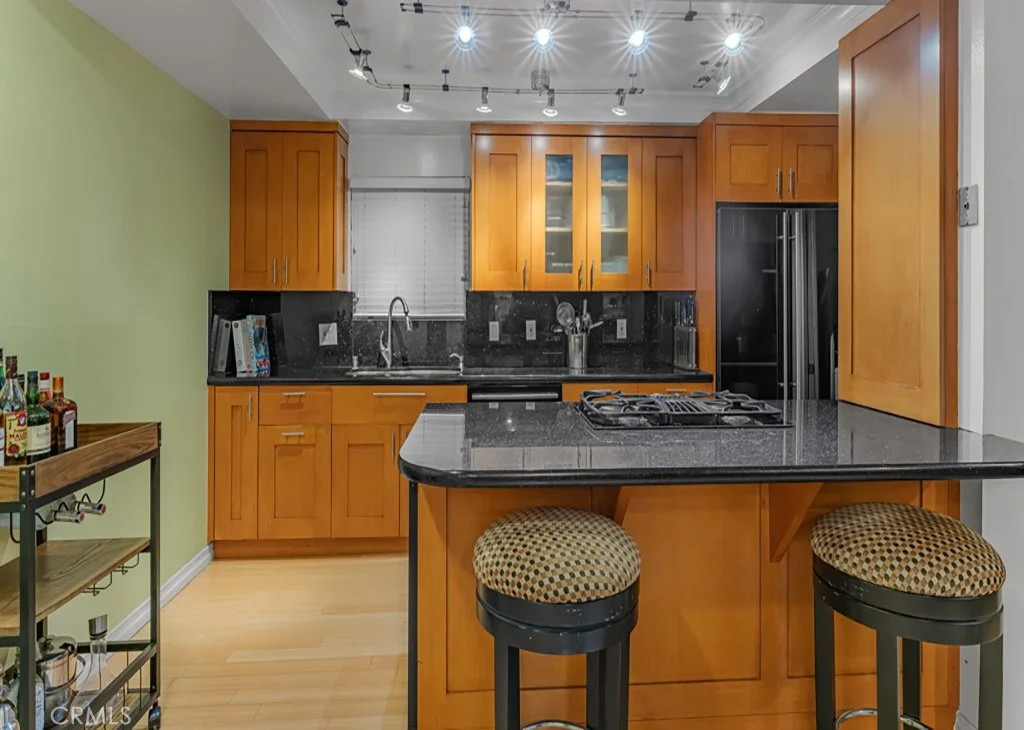 Photo of 18215 S Dalton Avenue