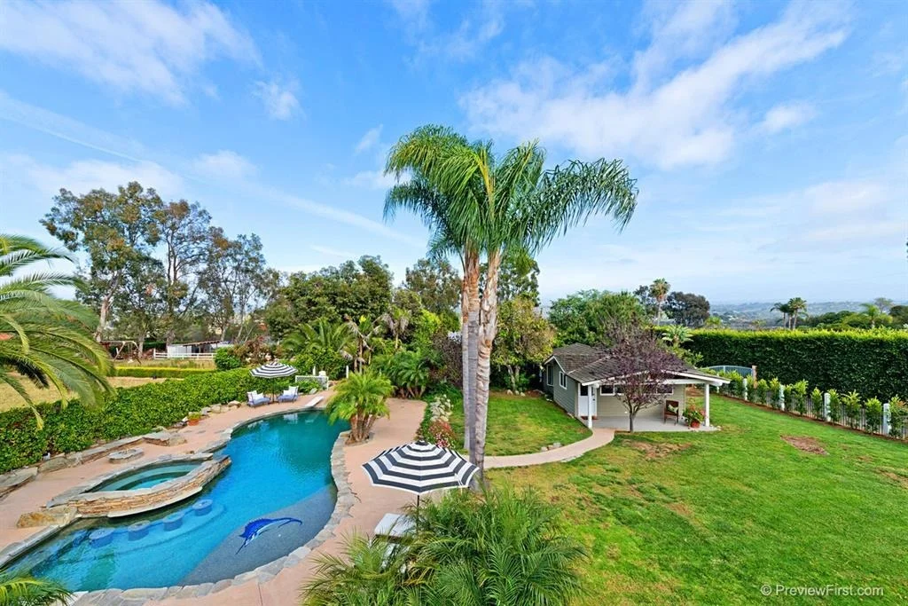 Photo of 1441 Crest Drive
