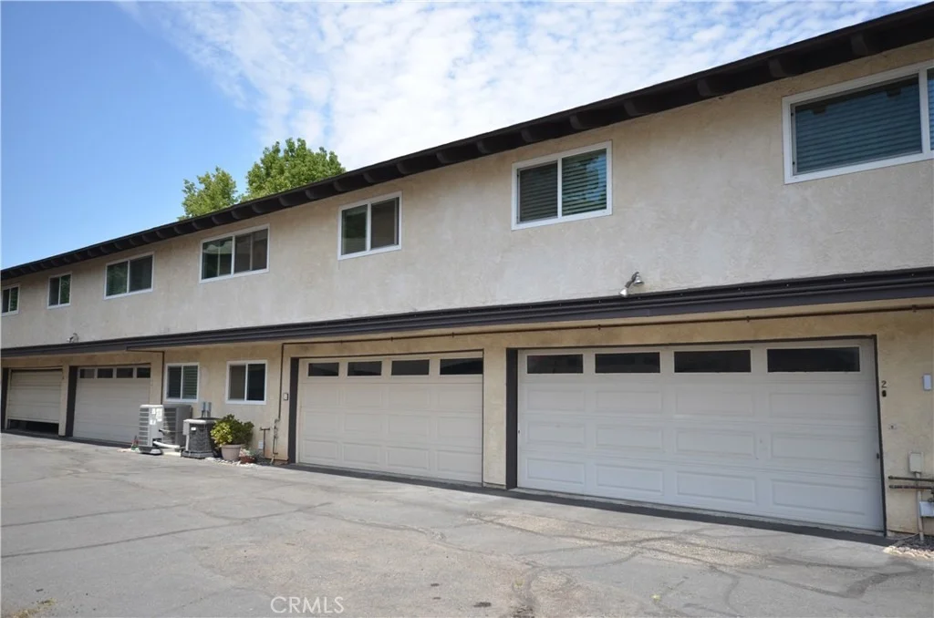 Photo of Unit 3 at 3404 Oak Cliff Drive