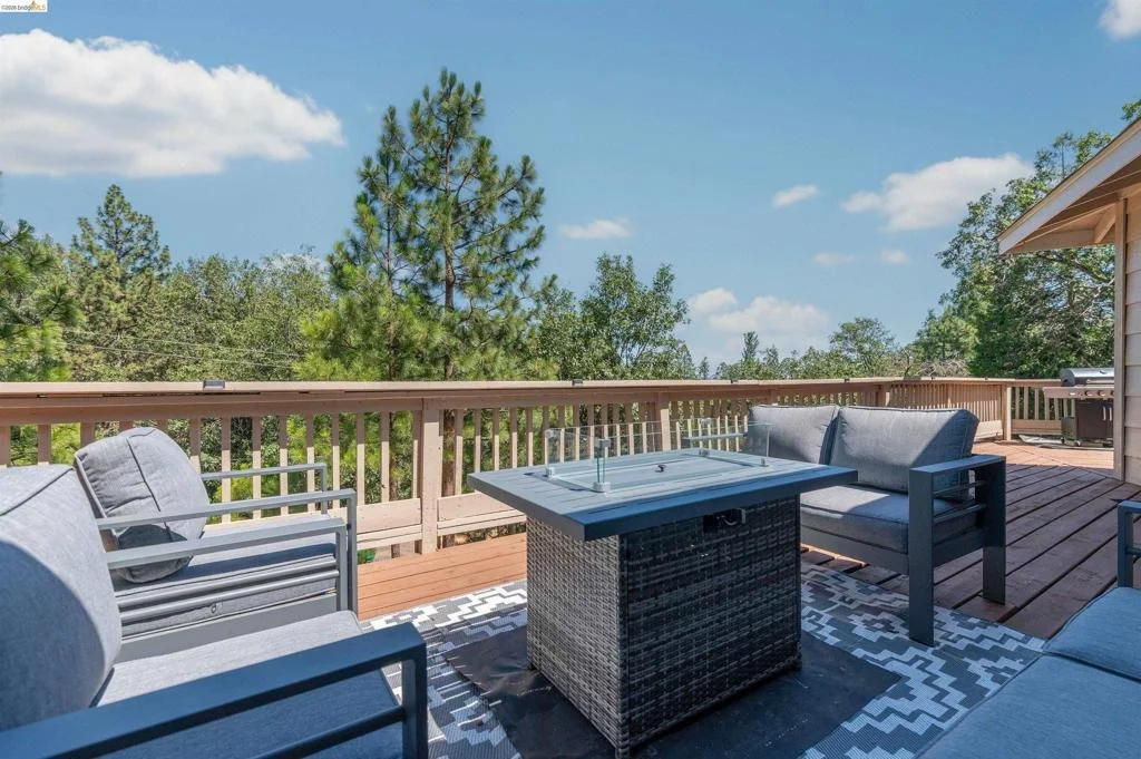 Photo of 23984 Oxbow Ln South