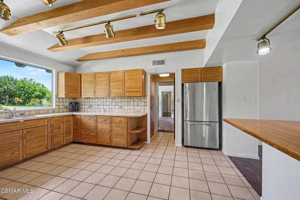 Photo of 195 Avocado Place