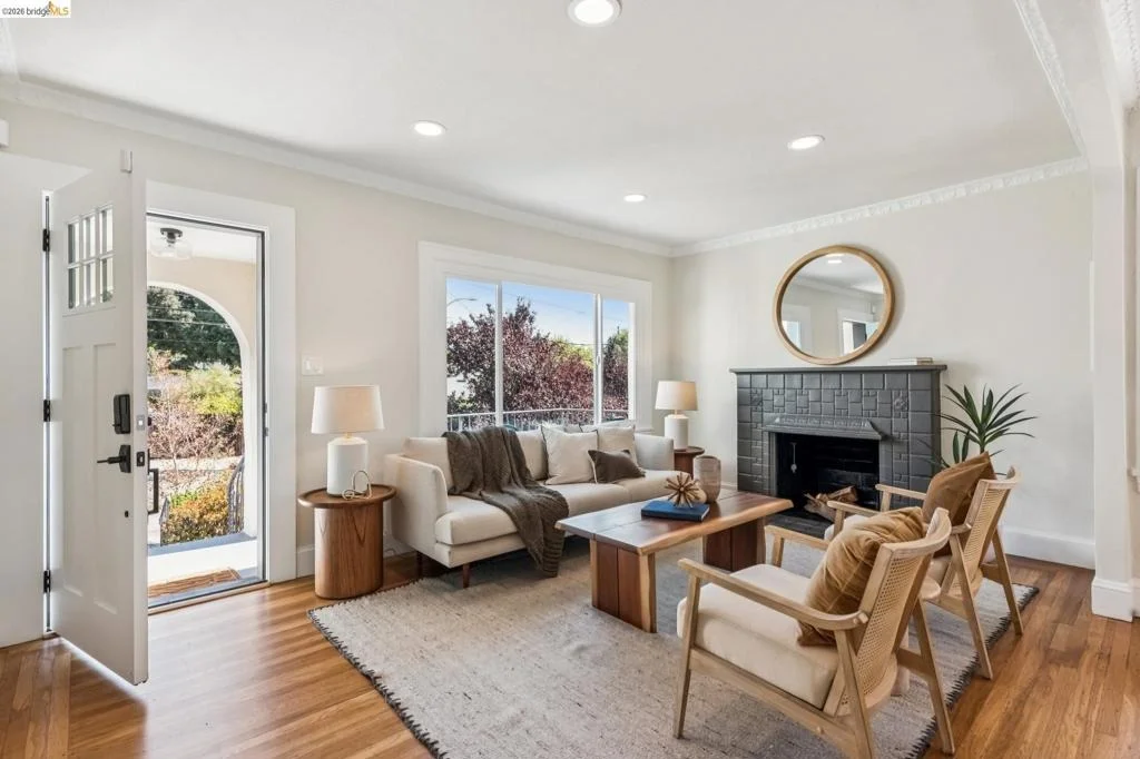 Photo of 5215 Fleming Ave