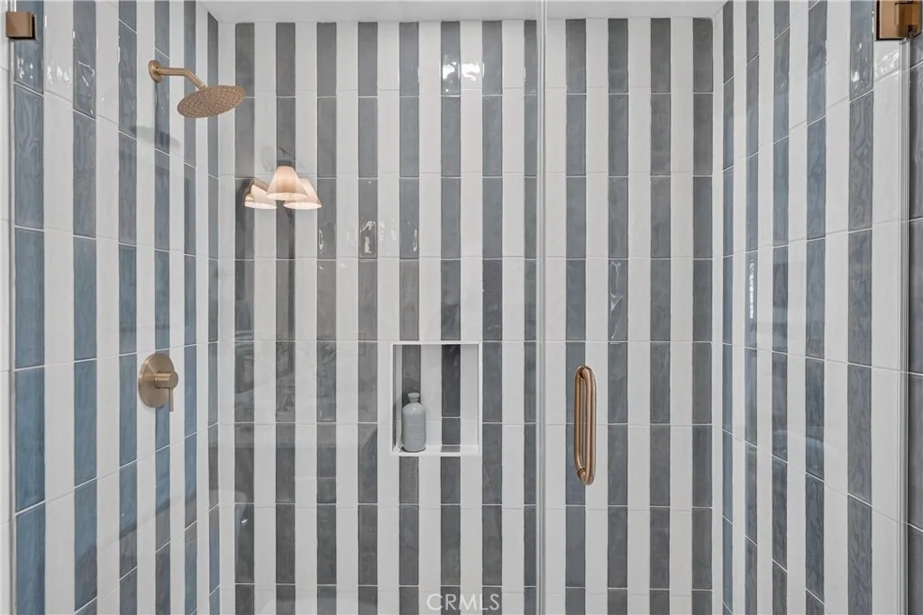Photo of 987 Modjeska