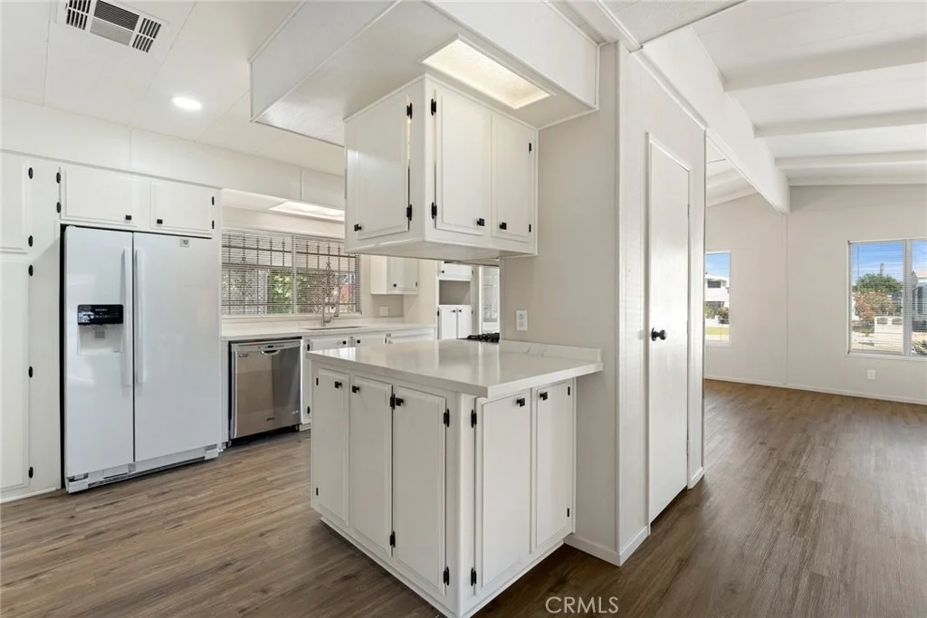Photo of 1585 Cabrillo Drive