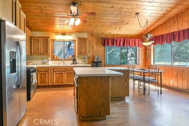 Photo of 27464 Meadow Drive