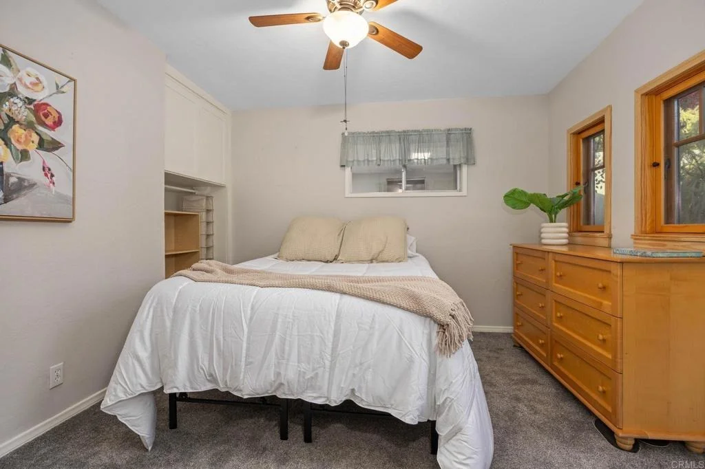 Photo of 1818 Avocado Road