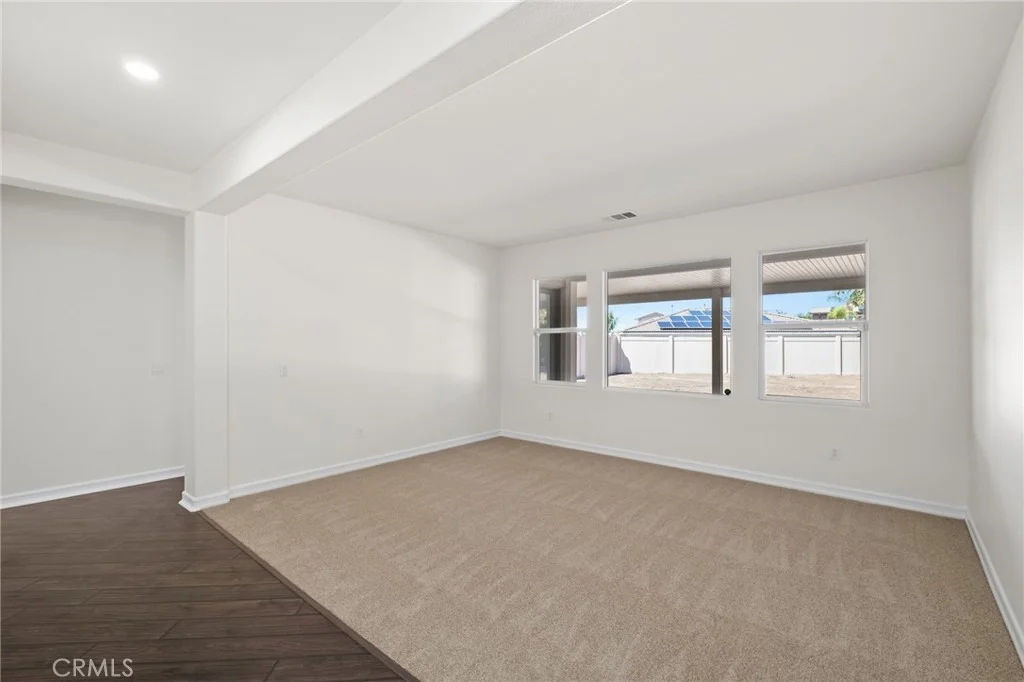 Photo of 356 Tuffa Court