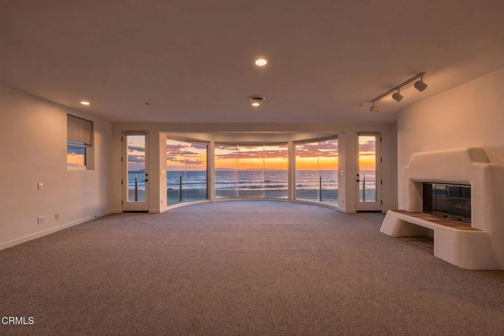 Photo of 1045 Mandalay Beach Road