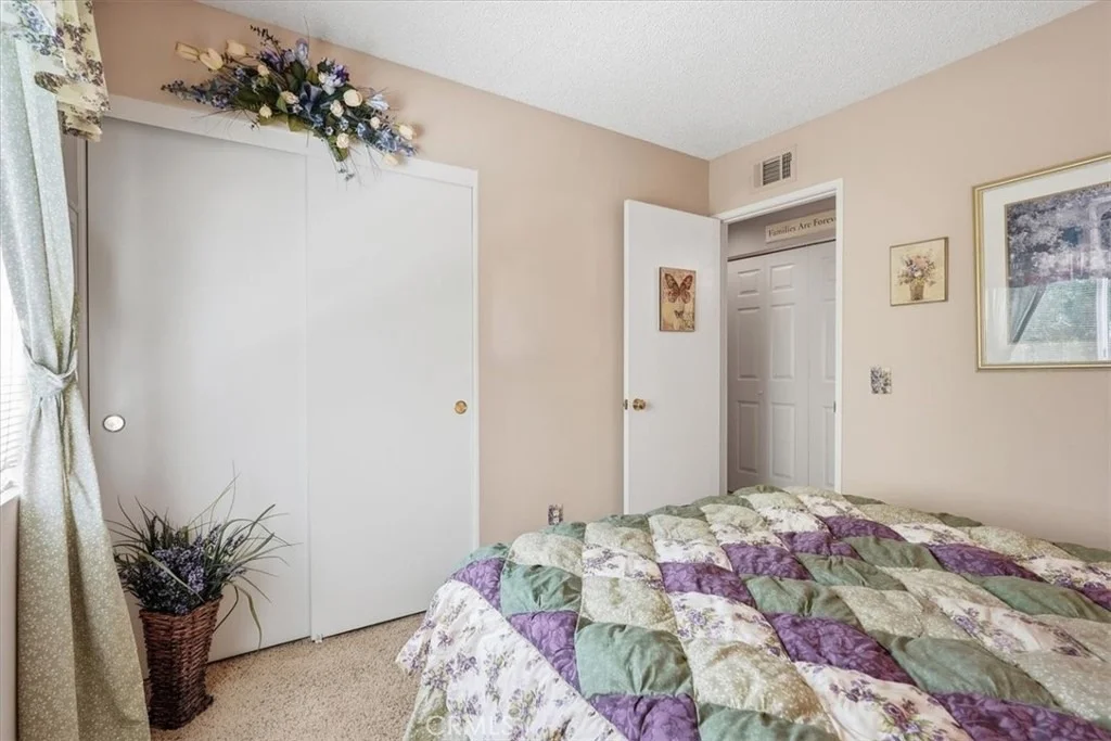 Photo of 28192 Orangegrove