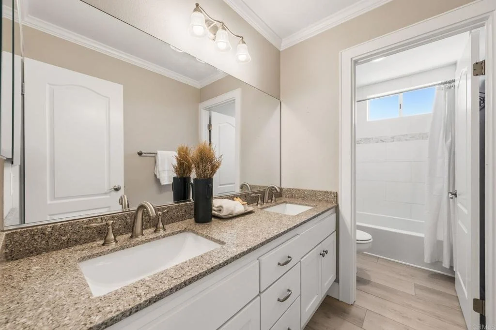 Photo of 881 Masters Drive
