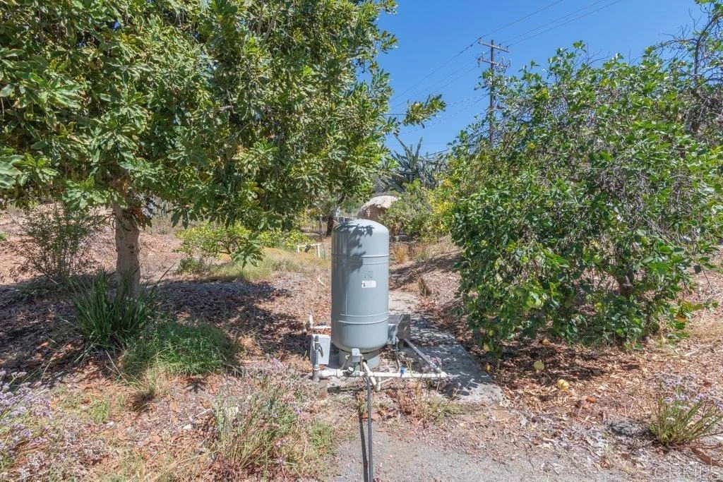 Photo of 5741 Rainbow Heights Road