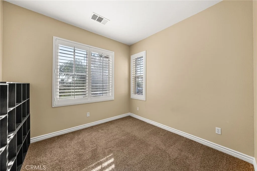 Photo of 11002 Persimmon