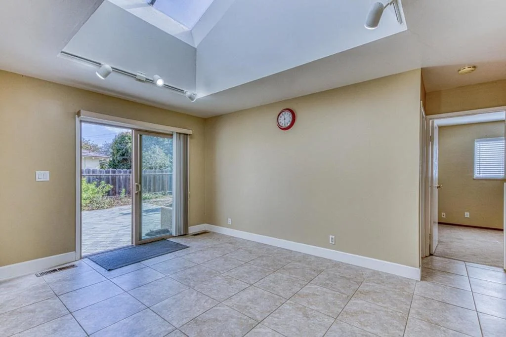 Photo of 945 San Simeon Drive