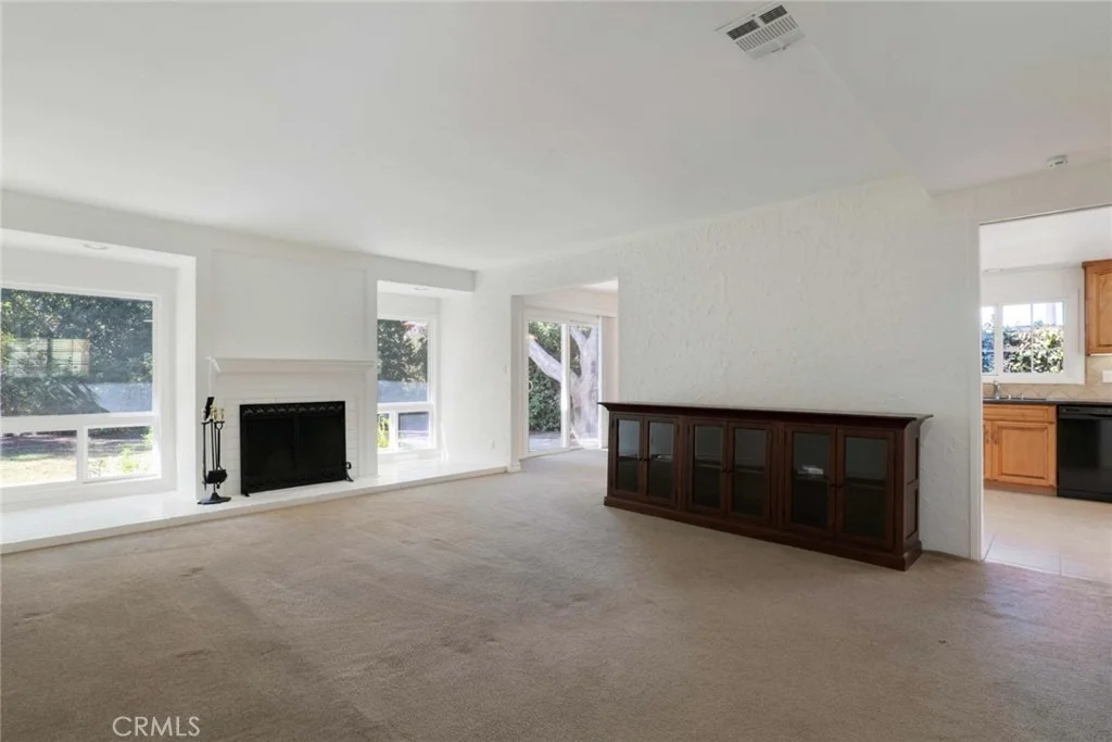 Photo of 2574 Sirius Street