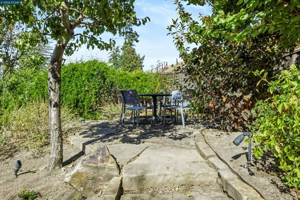 Photo of 3237 Driftwood Dr