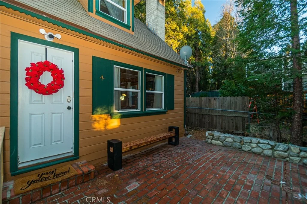 Photo of 627 Rose Lane