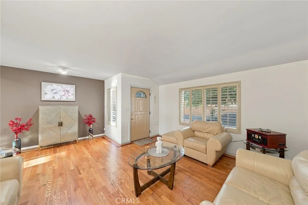 Photo of 2009 Graylock Avenue