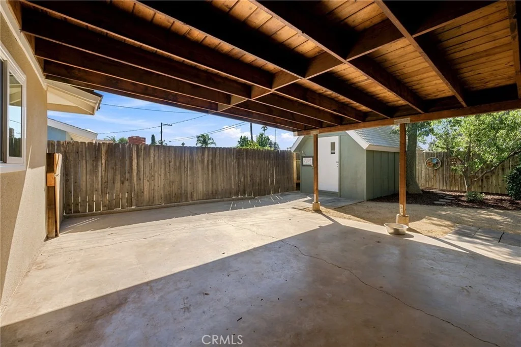 Photo of 8755 Delano