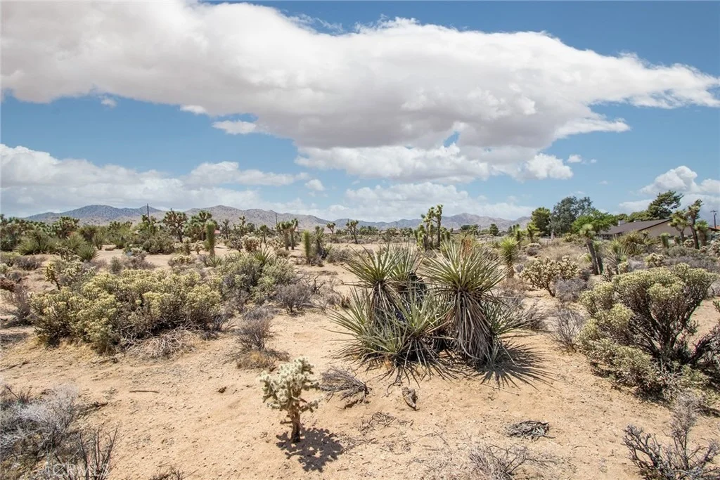 Photo of 59190 Barron Drive