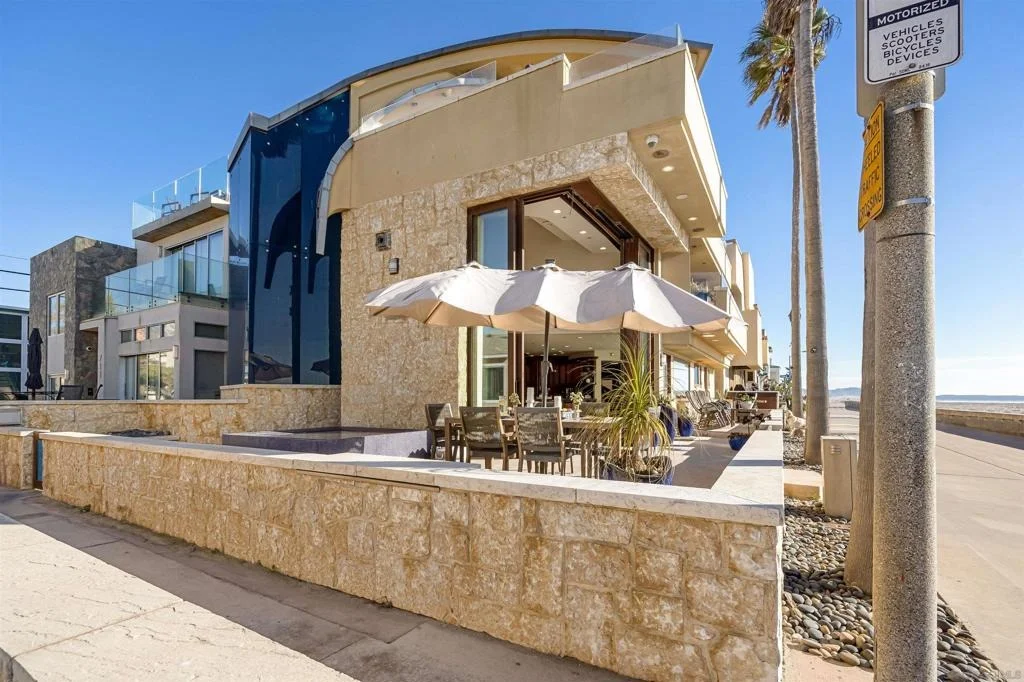 Photo of 3921 Ocean Front Walk