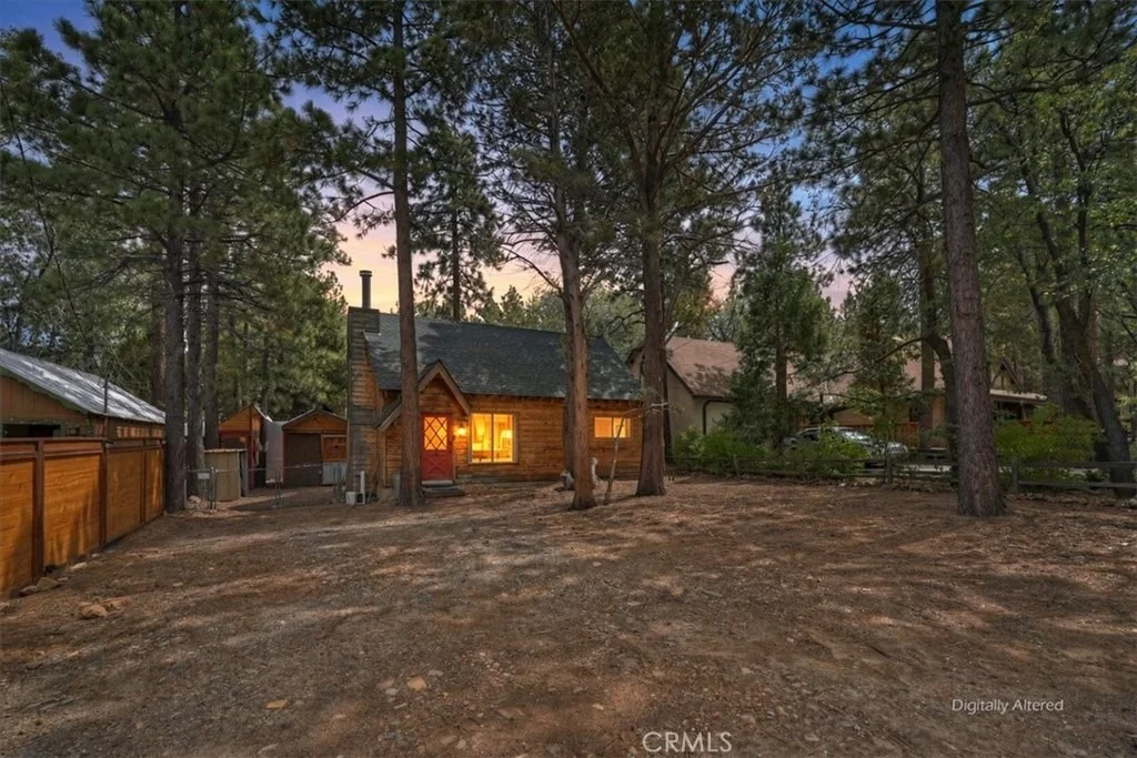 Photo of 313 Leonard