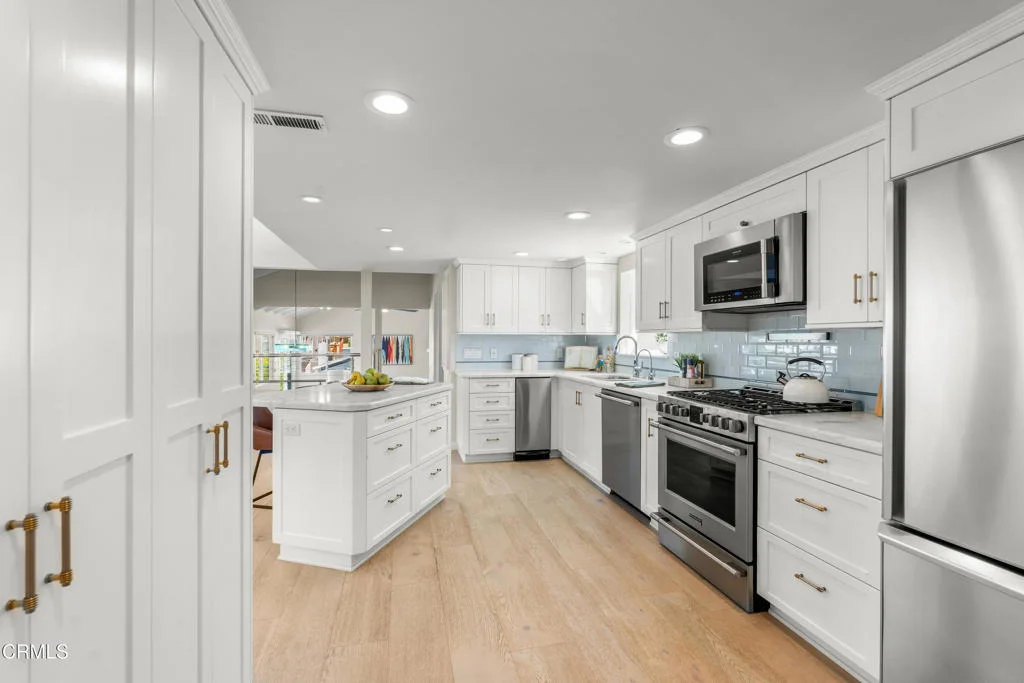 Photo of 5040 Island View Street