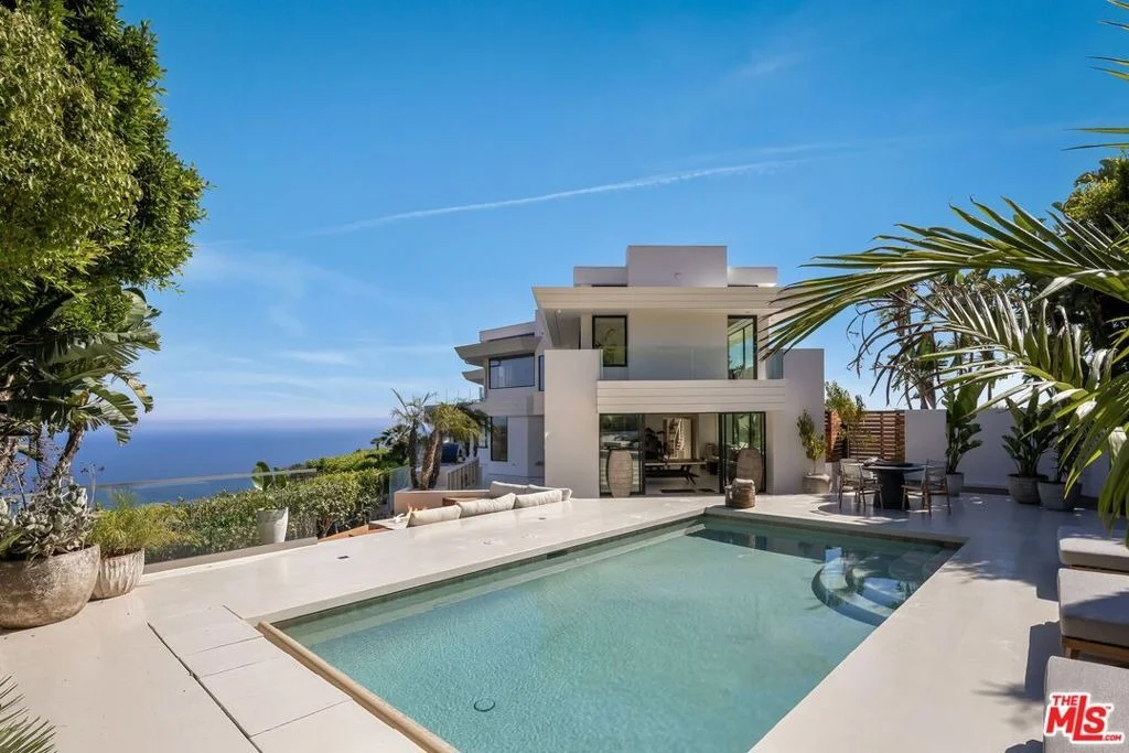 Photo of 4310 Encinal Canyon Road