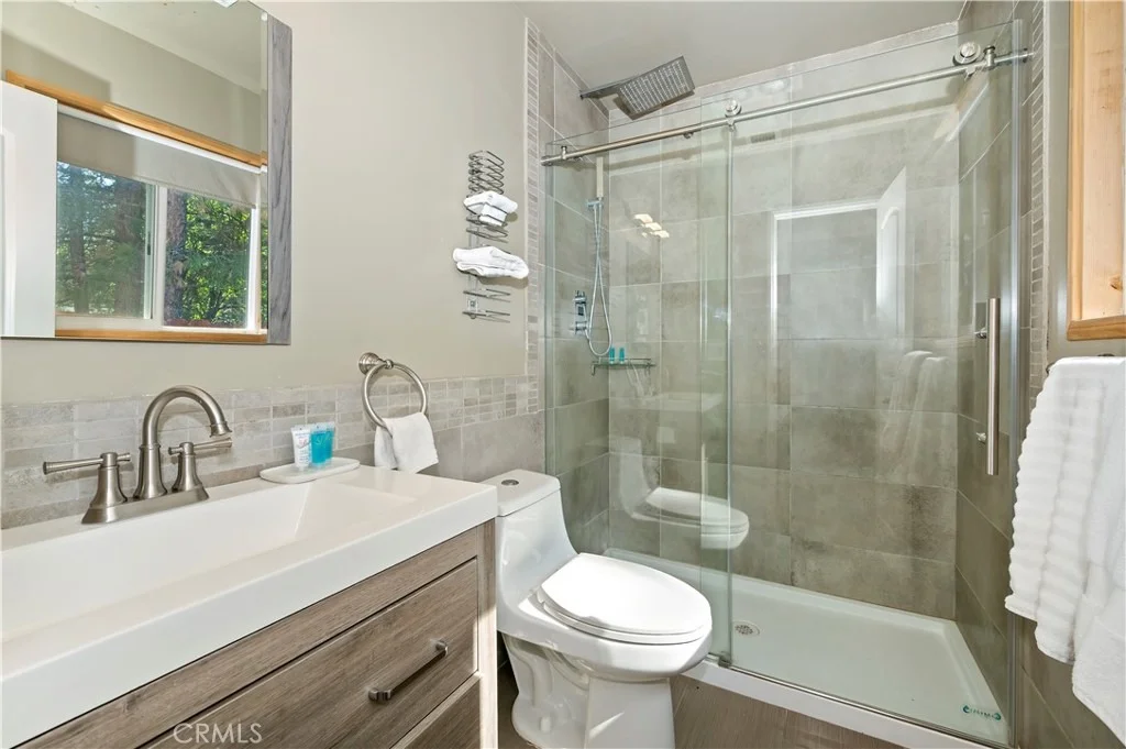 Photo of 619 Elysian