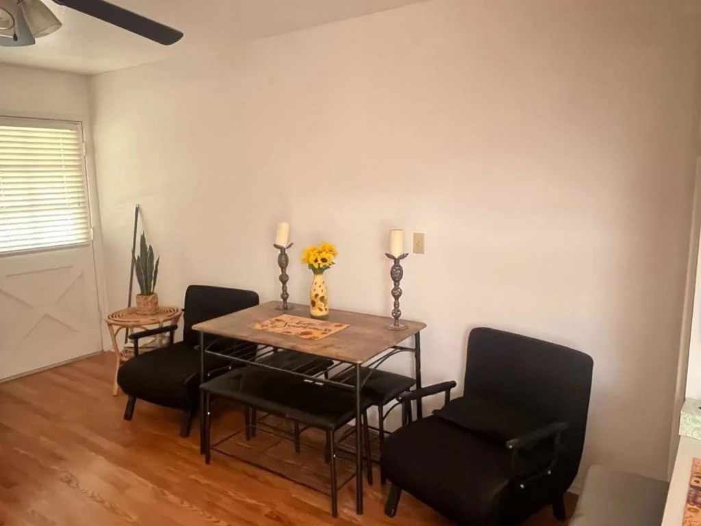 Photo of Unit B at 3334 Harbor Circle