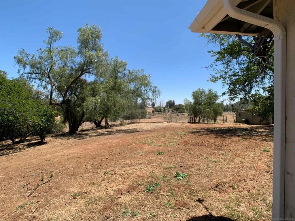Photo of 23453 JAPATUL VALLEY RD