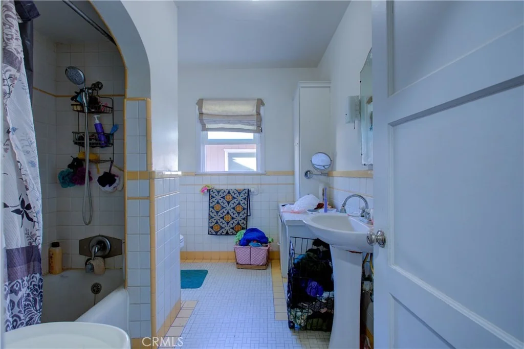 Photo of 420 W 19th Street