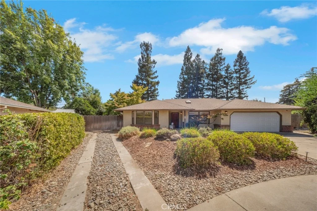 Photo of 645 Black Oak Drive