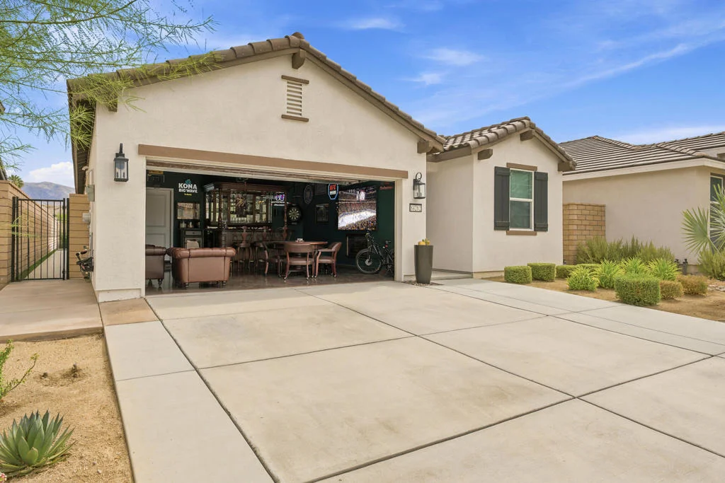 Photo of 84262 Caviano Drive