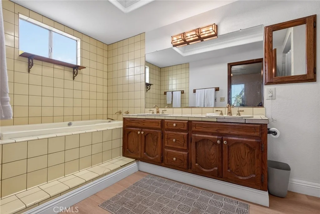 Photo of 14435 Wood Road