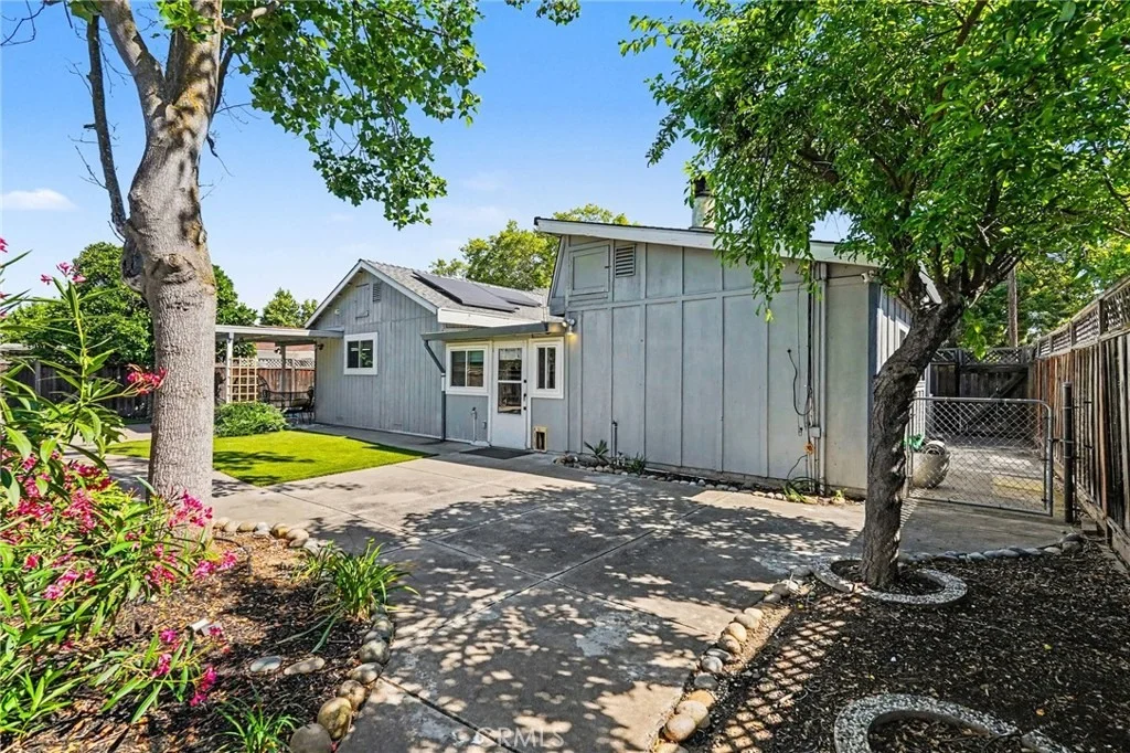 Photo of 1815 Granada Drive