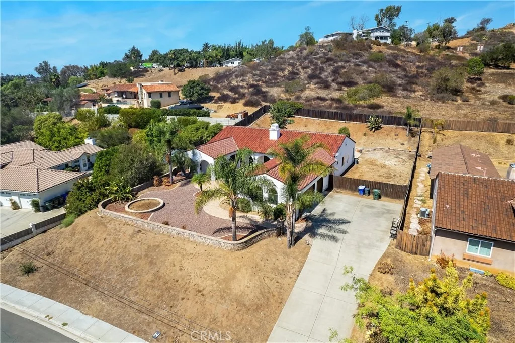 Photo of 925 Valley