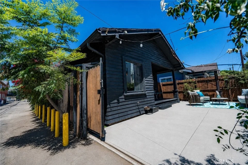 Photo of 523 Olive