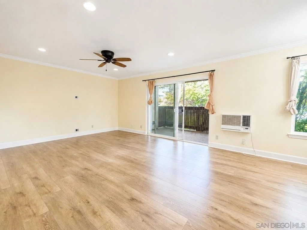 Photo of Unit E at 8570 Via Mallorca