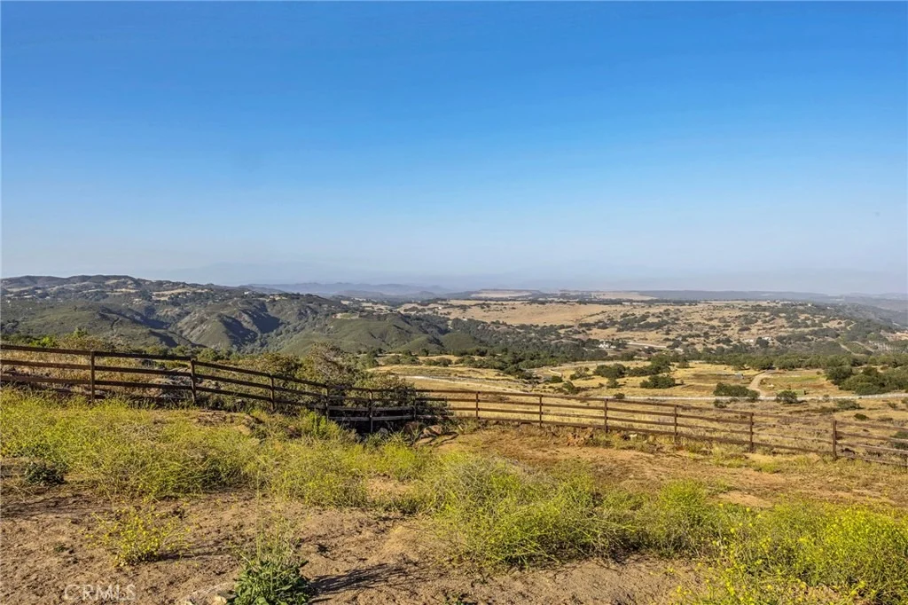 Photo of 43780 Paseo Espinazo