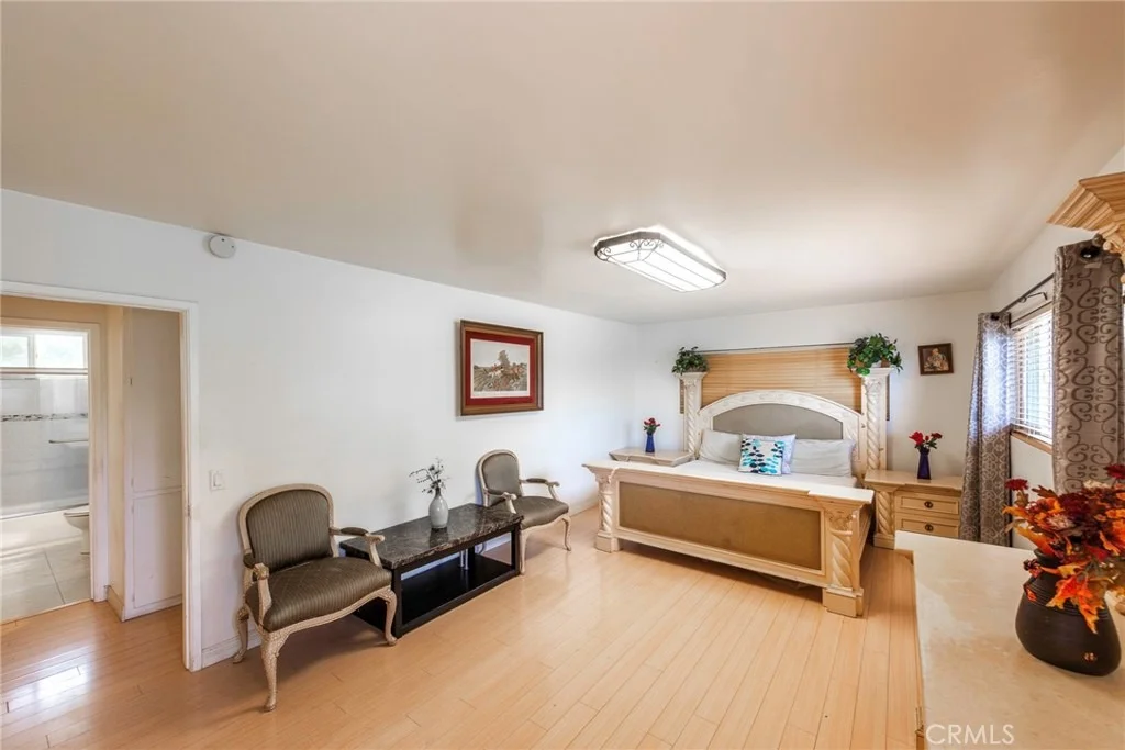 Photo of 1245 Oakhaven Road
