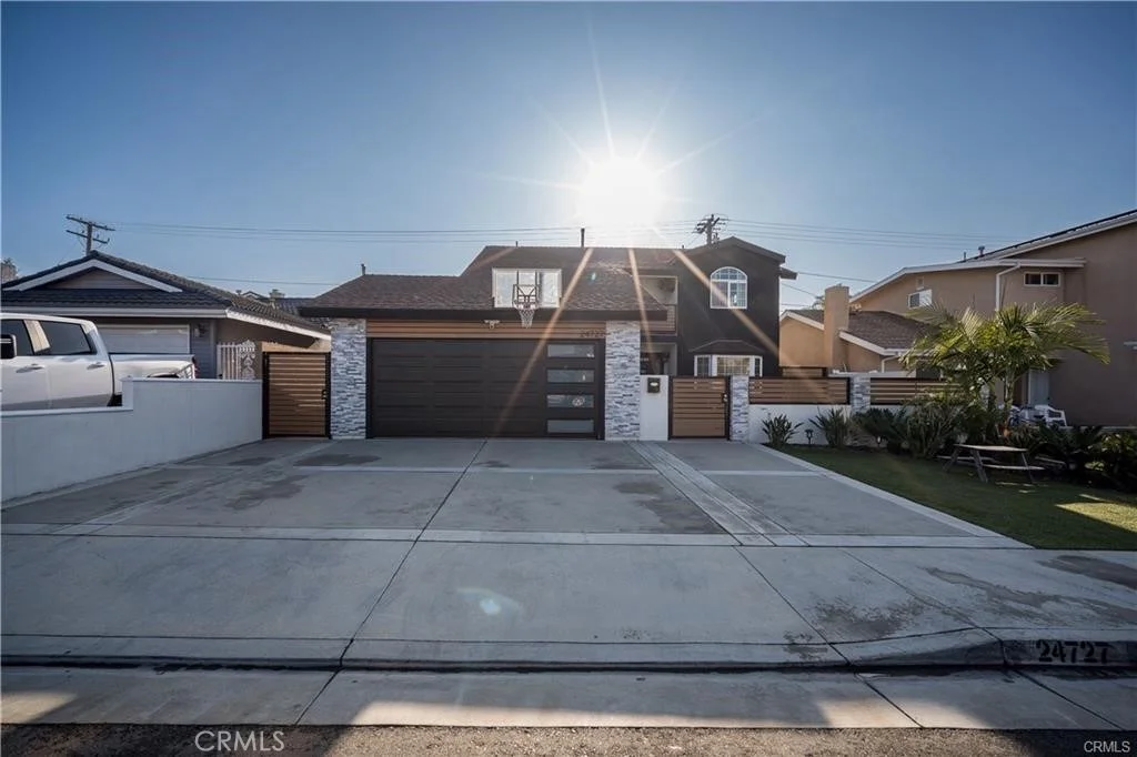 Photo of 24727 Marbella Avenue