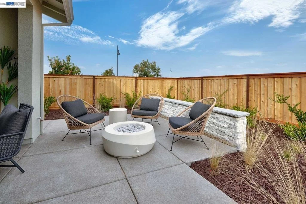 Photo of 1288 Parkcrest Circle