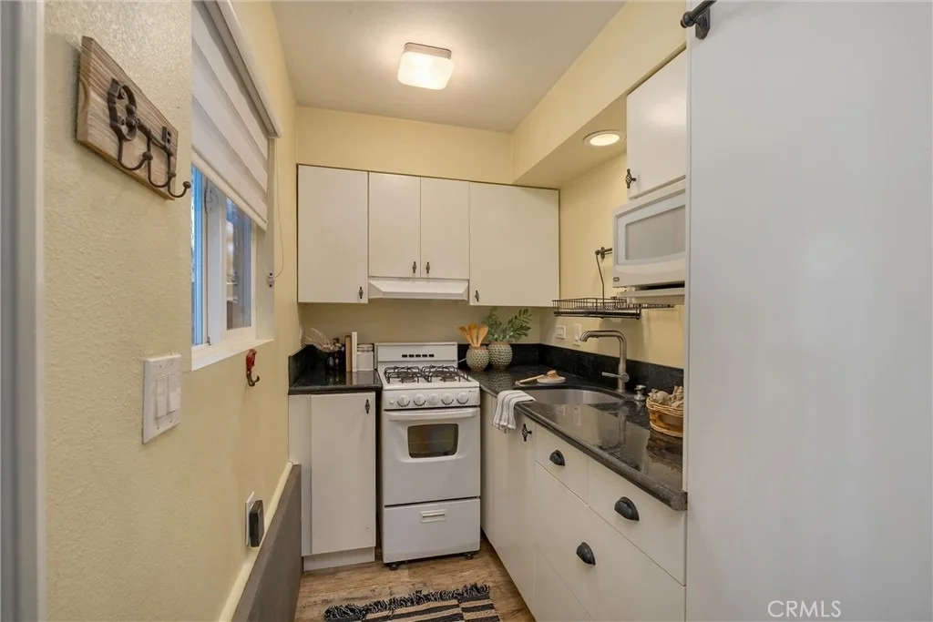 Photo of 32 Weiss Hill Road