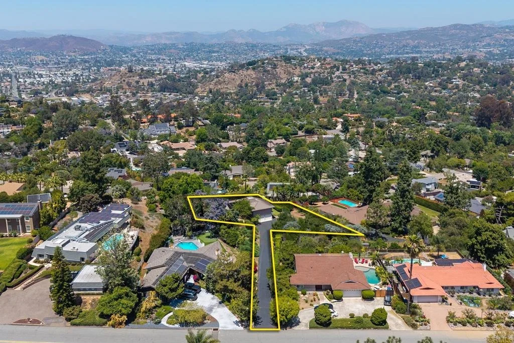 Photo of 11238 ROLLING HILLS DR