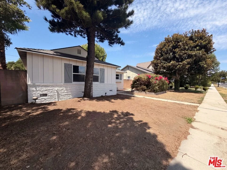Photo of 8015 Aldea Avenue