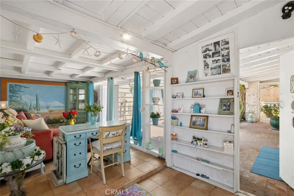 Photo of 1665 Viking Road