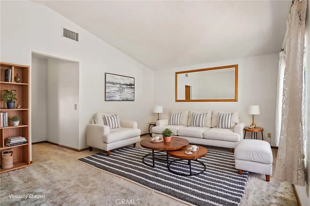 Photo of 27320 El Cajon Lane